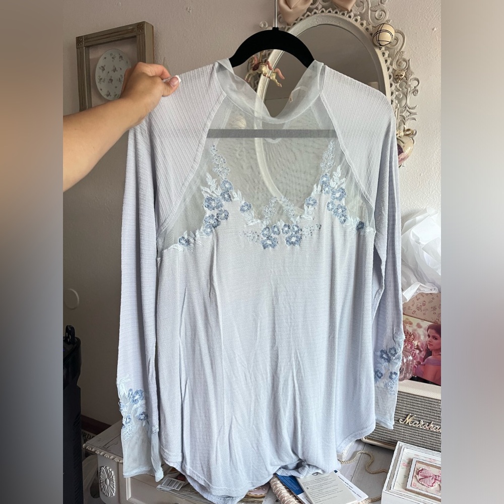 Free people baby blue blouse